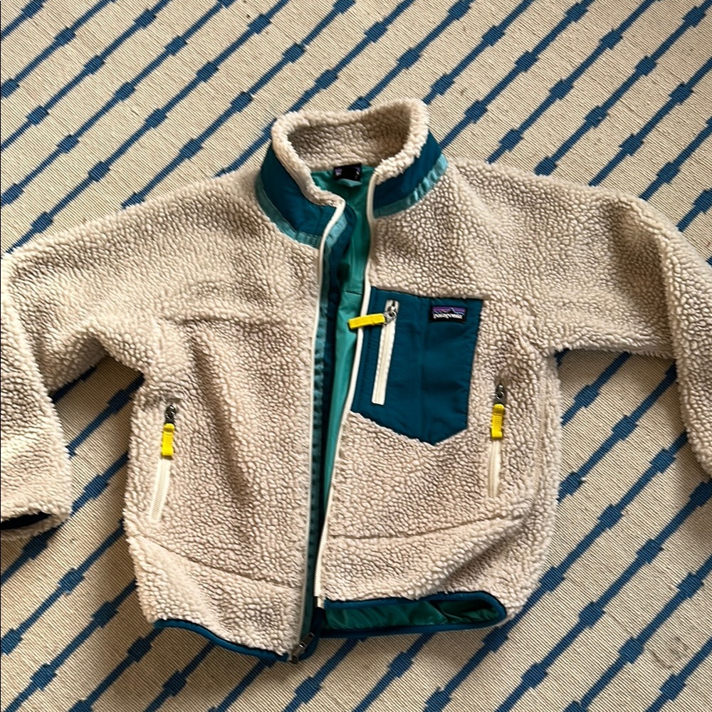 Patagonia Cream and Teal Fleece Jacket